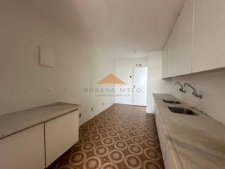 COBERTURA DO EDIFICIO PORTINARI 4QUARTOS 2SUITES 2 VAGAS BOA VIAGEM AV BEIRA MAR LAZER 340m