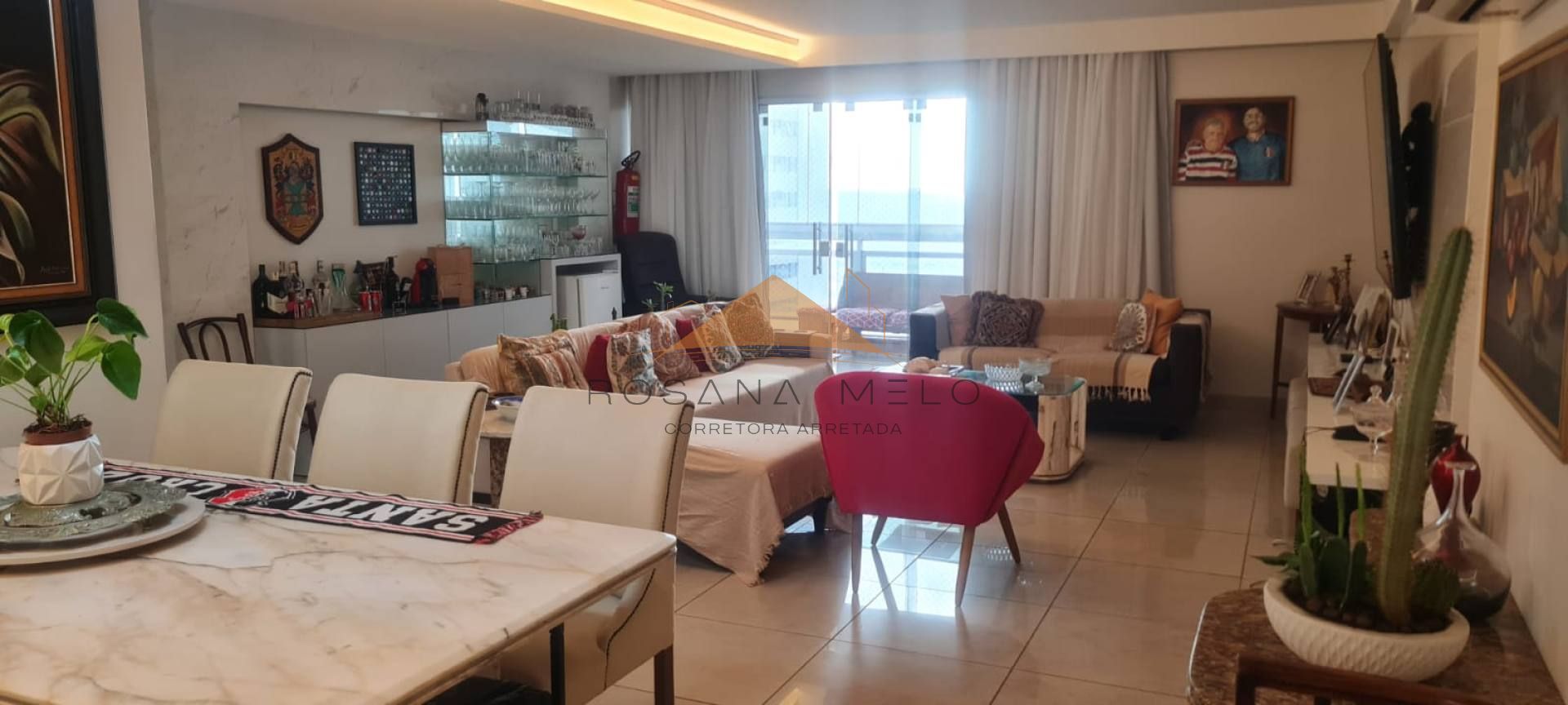 EDF. IKARIA  - Vista mar com 3 quartos sendo 1 suíte e 2 vagas garagem em Piedade