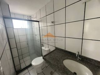 Edf Praia de Guaiuba,Boa Viagem,115m,3 quartos,andar alto,lazer.