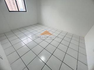 Edf Praia de Guaiuba,Boa Viagem,115m,3 quartos,andar alto,lazer.