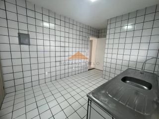 Edf Praia de Guaiuba,Boa Viagem,115m,3 quartos,andar alto,lazer.