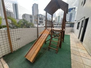 Edf Praia de Guaiuba,Boa Viagem,115m,3 quartos,andar alto,lazer.