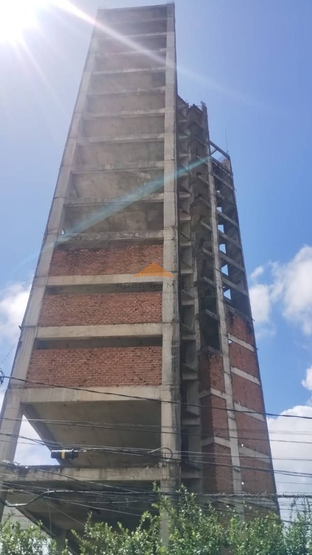 VENDO TERRENO NO CENTRO DA CIDADE Edf Residencial Av Agamenon Magalhães ESPINHEIRO BOA VISTA