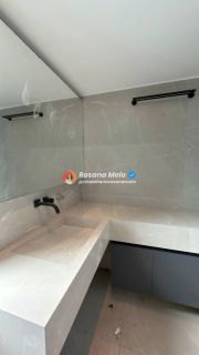 Edf Puerto Blanco,58m,1 quarto com suite e closet,andar alto,ventilado,reformado.