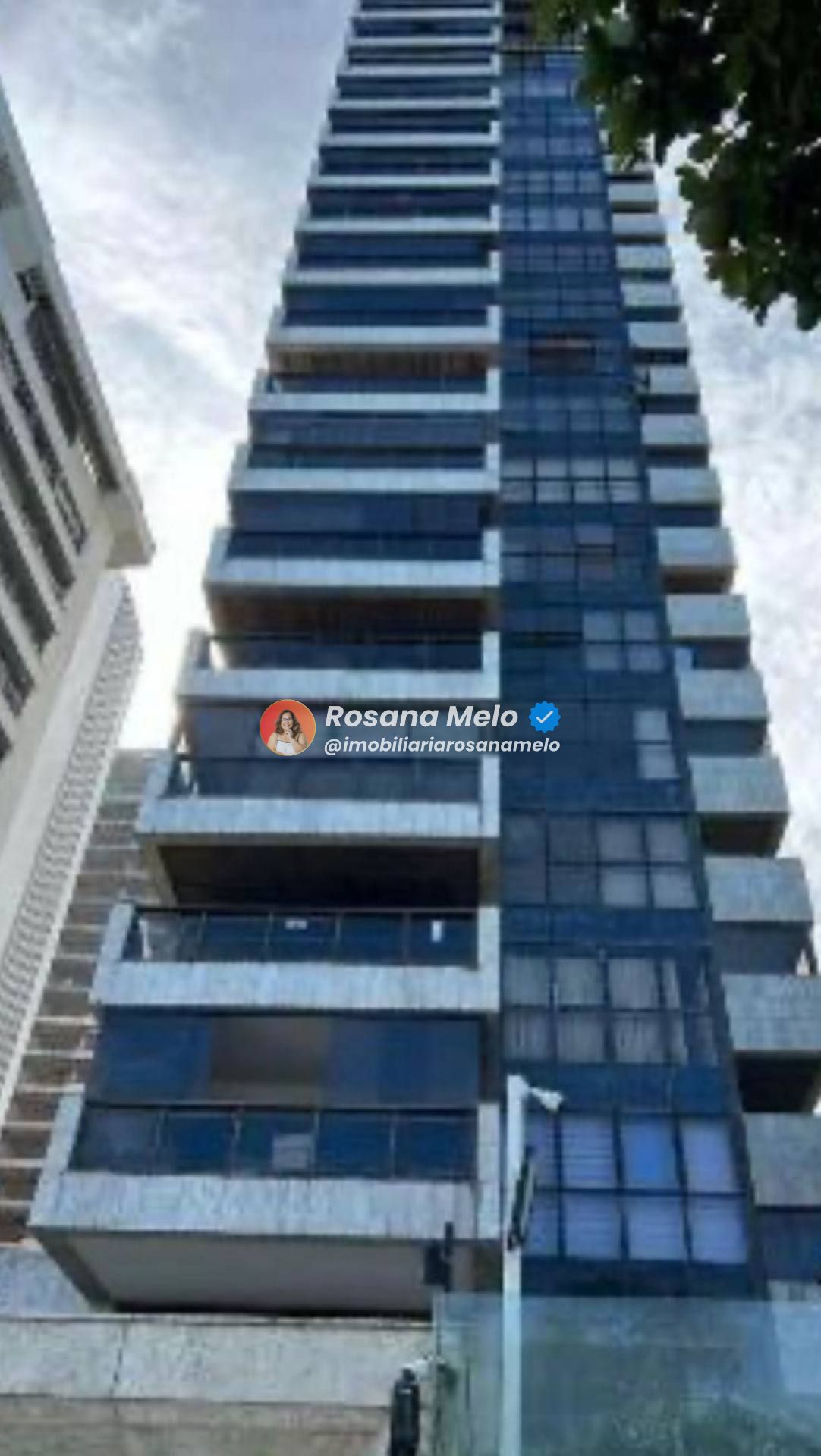 EDF. MARIA LEOPOLDINA, AV. BOA VIAGEM, 401M², 4 SUÍTES, 3 VAGAS, LAZER COMPLETO.