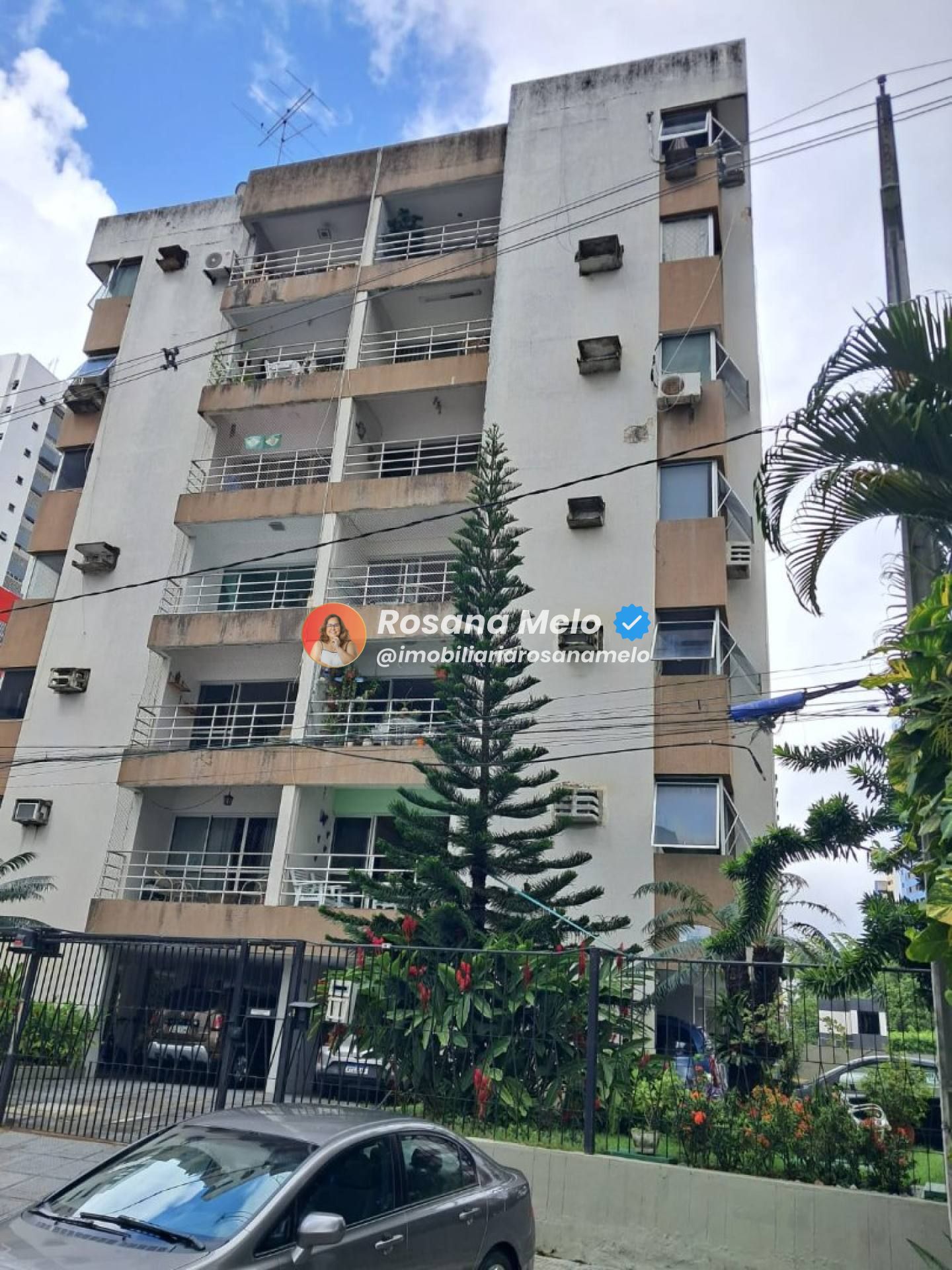 Edf. Renata, 116m², varanda, 3 quartos (1 suíte) com armários, Boa Viagem.