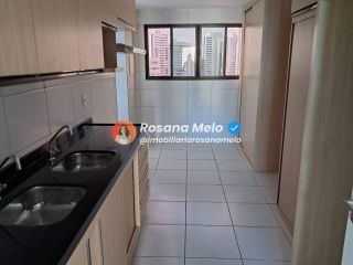 Edf. Dona Cecy, 140m², varanda, 3 quartos (2 suítes), 2 vagas, lazer completo, Boa Viagem.