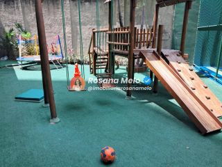 Edf. Dona Cecy, 140m², varanda, 3 quartos (2 suítes), 2 vagas, lazer completo, Boa Viagem.