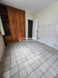 Casa térrea, 272m² sala ampla, 4 quartos (1 suíte), piscina e churrasqueira, Piedade