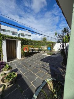 Casa térrea, 272m² sala ampla, 4 quartos (1 suíte), piscina e churrasqueira, Piedade