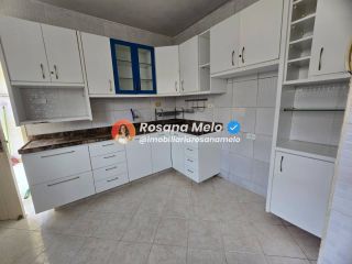 Casa térrea, 272m² sala ampla, 4 quartos (1 suíte), piscina e churrasqueira, Piedade