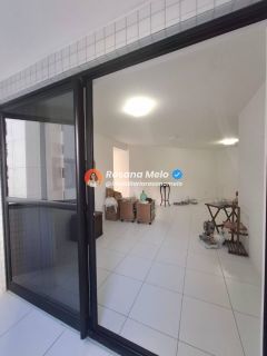 Edf. Castellamare, 100m², varanda, 3 quartos (1 suíte), lazer em Boa Viagem