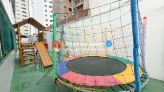 Edf. Castelo de Blois, apartamento vista mar, andar alto, varanda integrada sala, 92m², 3 quartos (1 suíte), 1 vaga, lazer completo, Boa Viagem