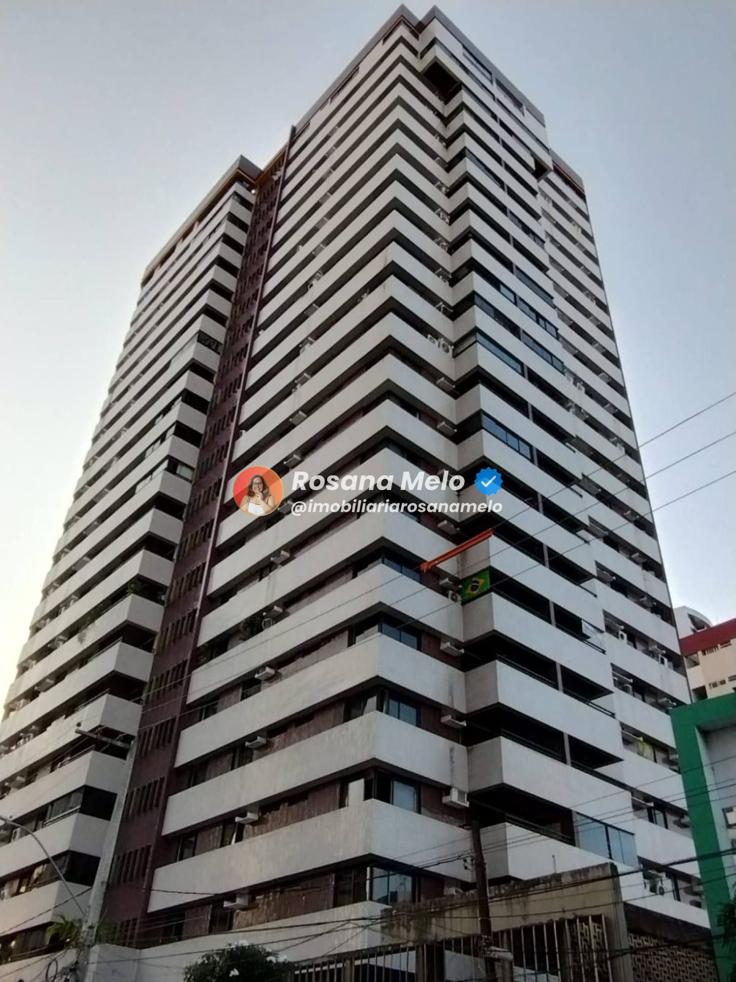 Edf. Tortugas, apartamento andar intermediário, 128m², 3 quartos (1 suíte), 1 vaga coberta e fixa, Boa Viagem