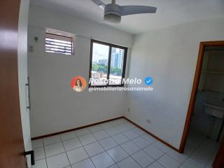 Edf. Setúbal Prince, 3 Quartos, 75m², com Varanda no coração de Setúbal