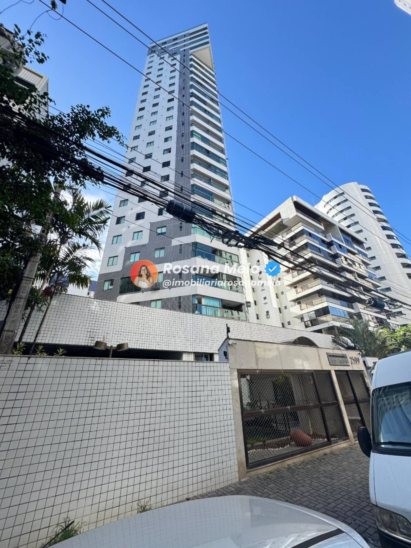 Edf. Zezé Cardoso, 84m², nascente, vista mar, 3 quartos (1 suíte), lazer completo, Boa Viagem.