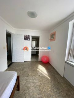 Edf. Mar do Porto, vista mar, andar alto, 220m², varanda, 4 suítes, 3 vagas, Boa Viagem.