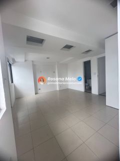 Edf. Jardins das Acácias, 115m², varanda, 3 suítes, 2 vagas cobertas, Boa Viagem.