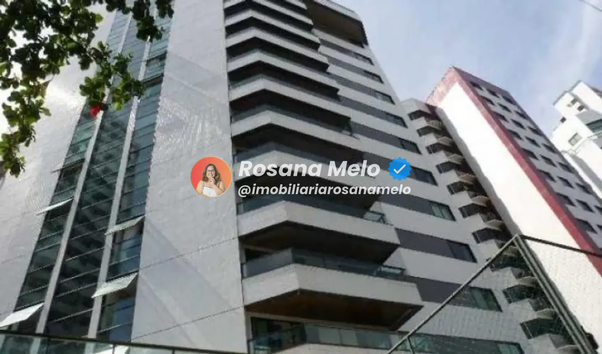 Edf. Mar Azul, apartamento 156m², vista mar, varanda, 4 quartos (2 suítes), 2 vagas, lazer completo, Boa Viagem.