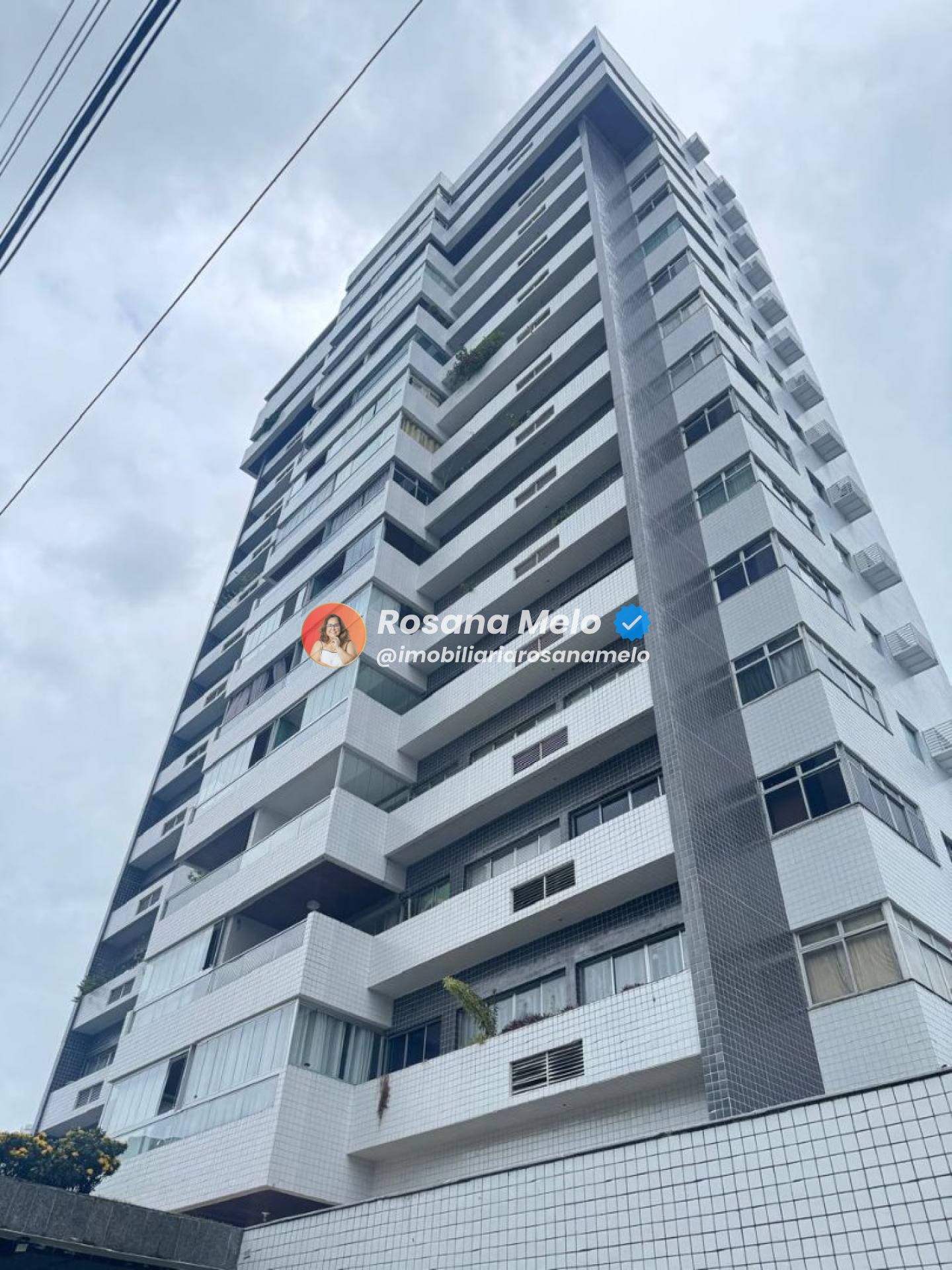 Edf. Ana Carolina, apartamento 135m², varanda, 3 quartos (1 suíte), 1 Vaga, Boa Viagem