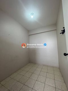 Edf. Manoel Carvalho, apartamento andar alto, nascente, 125m², varanda, 3 quartos (1 suíte master com banheira), 2 vagas cobertas, Boa Viagem