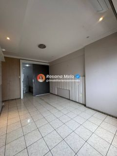 Edf. Manoel Carvalho, apartamento andar alto, nascente, 125m², varanda, 3 quartos (1 suíte master com banheira), 2 vagas cobertas, Boa Viagem