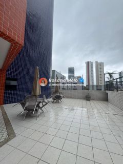 Edf. Manoel Carvalho, apartamento andar alto, nascente, 125m², varanda, 3 quartos (1 suíte master com banheira), 2 vagas cobertas, Boa Viagem