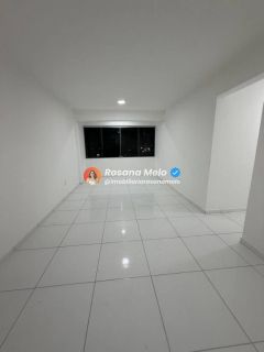 Edf Renato Medeiros Boa Viagem,84m,2 quartos,espaçoso e iluminado, oportunidade.