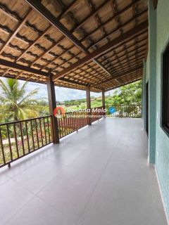 Cond. Gravatá Country, casa reformada, 385m², varanda panorâmica, 5 suítes (2 suítes master), 6 vagas, lazer completo, Gravatá.