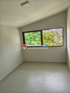 Cond. Gravatá Country, casa reformada, 385m², varanda panorâmica, 5 suítes (2 suítes master), 6 vagas, lazer completo, Gravatá.
