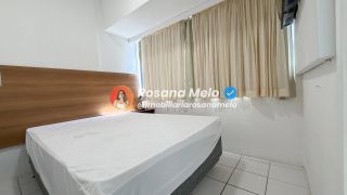 Flat no Studio Everest com 29m² na praia do Pina a 30 metros da mar |  Porteira Fechada