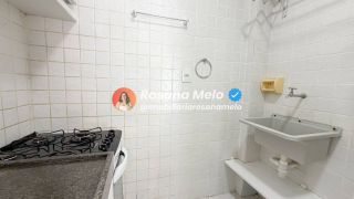 Flat no Studio Everest com 29m² na praia do Pina a 30 metros da mar |  Porteira Fechada