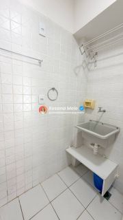 Flat no Studio Everest com 29m² na praia do Pina a 30 metros da mar |  Porteira Fechada