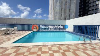Flat no Studio Everest com 29m² na praia do Pina a 30 metros da mar |  Porteira Fechada