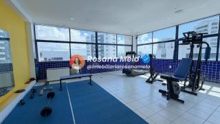 Flat no Studio Everest com 29m² na praia do Pina a 30 metros da mar |  Porteira Fechada