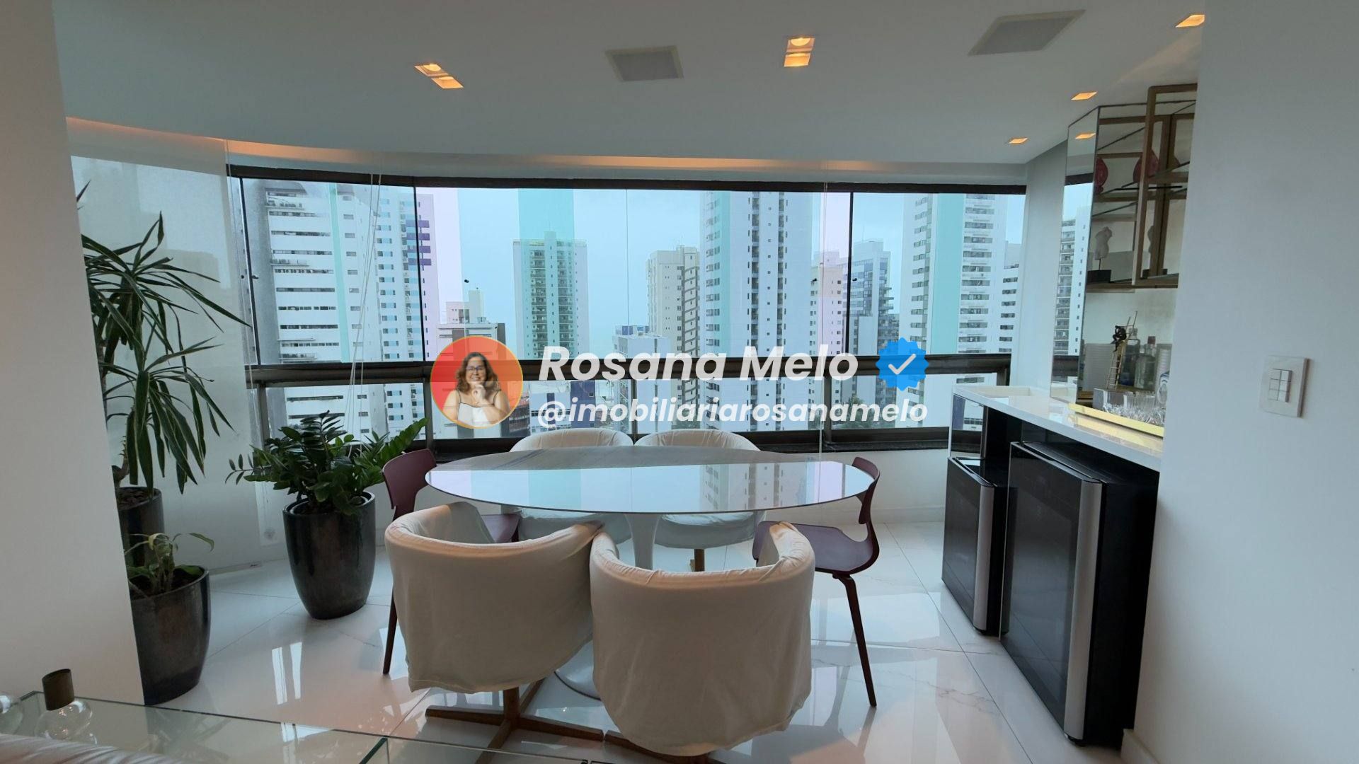 Edf Plaza Mirro em Boa Viagem,3 suites,andar alto,refromado,3 vagas,1 apto por andar.