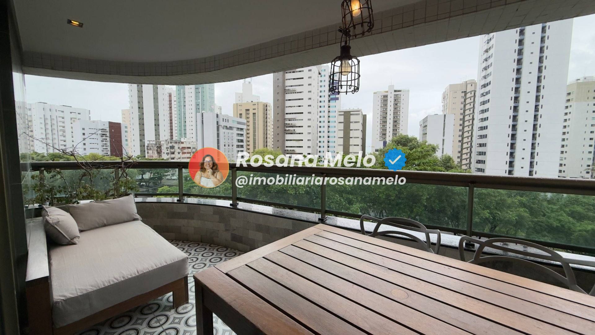 Edf Plaza Mirro Boa Viagem,4 quartos sendo 3 suites,3 vagas,varandao com churrasqueira.