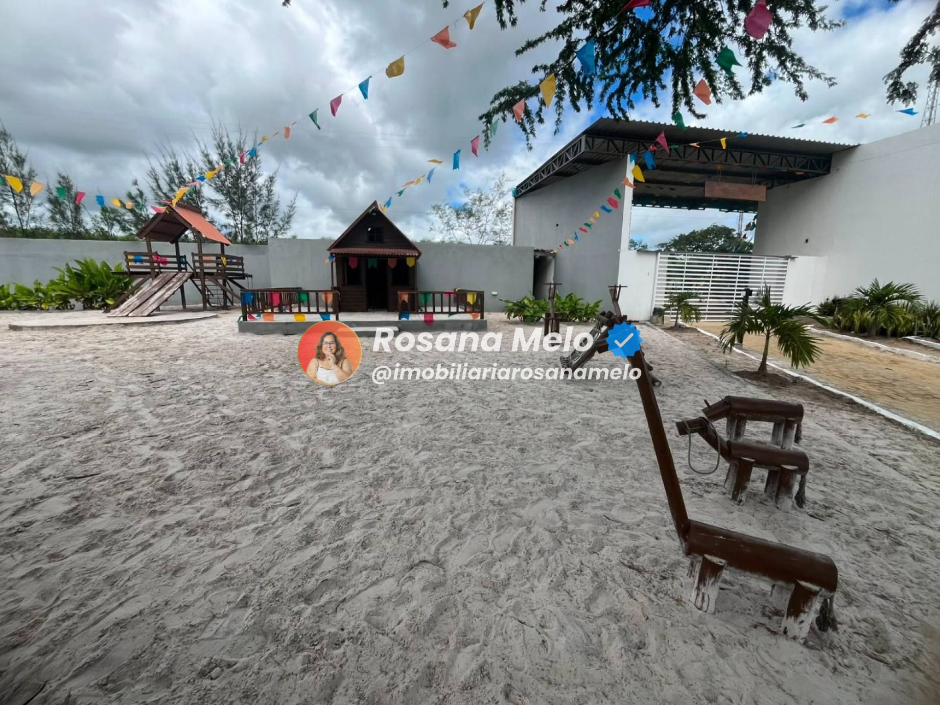 Cond. Residencial Appaloosa, casa terréa , 170m², 4 suítes, com piscina, em Gravatá.