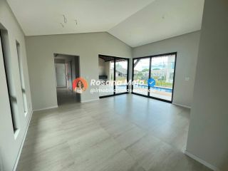 Cond. Residencial Appaloosa, casa terréa , 170m², 4 suítes, com piscina, em Gravatá.