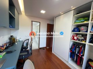 Casa 500m², 5 quartos (3 suítes), piscina, área gourmet, campinho, 4 vagas, Apipucos