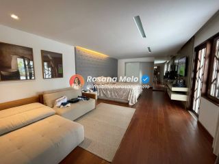 Casa 500m², 5 quartos (3 suítes), piscina, área gourmet, campinho, 4 vagas, Apipucos