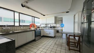 Edf. Montes dos Guararapes, 317m², 4 suítes, 3 vagas, lazer completo em Piedade