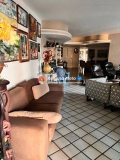 Apartamento 230m², varanda, sala para 3 ambientes, 4 quartos (2 suítes), 4 vagas cobertas, lazer completo em Boa Viagem - Edf. Natália Dias