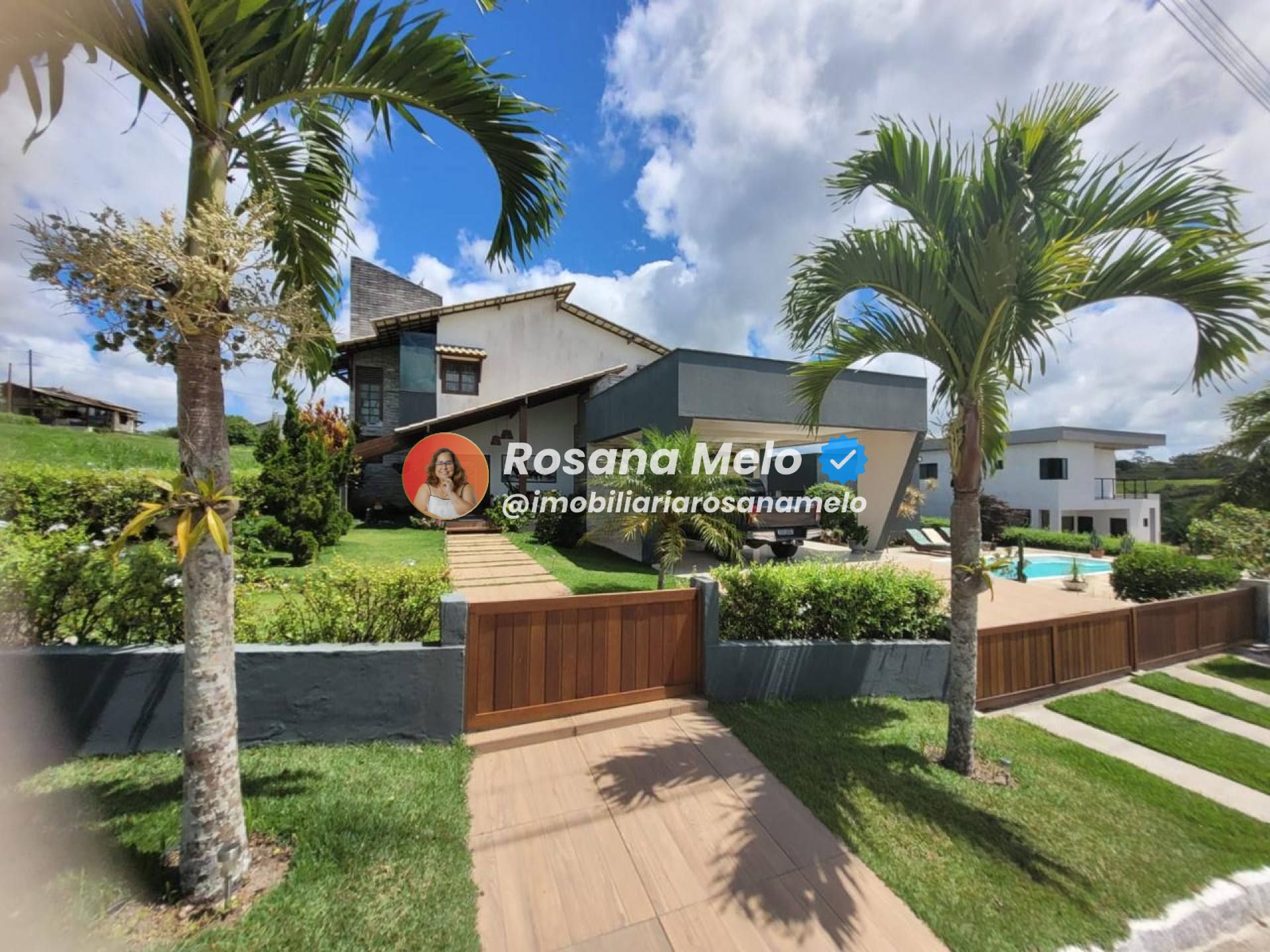 Casa, 400m², 6 quartos (2 suítes), área gourmet, piscina, churrasqueira, jacuzzi, em Chã Grande