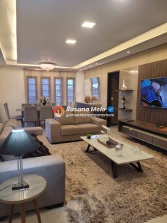 Casa, 400m², 6 quartos (2 suítes), área gourmet, piscina, churrasqueira, jacuzzi, em Chã Grande