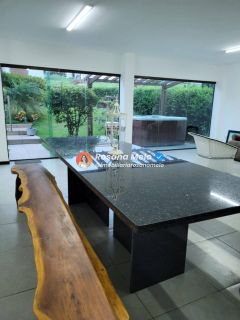 Casa, 400m², 6 quartos (2 suítes), área gourmet, piscina, churrasqueira, jacuzzi, em Chã Grande