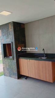 Casa com porteira fechada, 173m², 4 quartos (2 demi suítes) terraço com churrasqueira, em Chã Grande