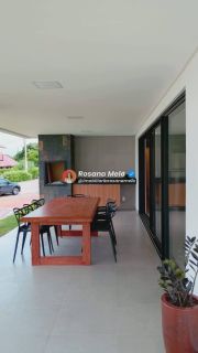 Casa com porteira fechada, 173m², 4 quartos (2 demi suítes) terraço com churrasqueira, em Chã Grande