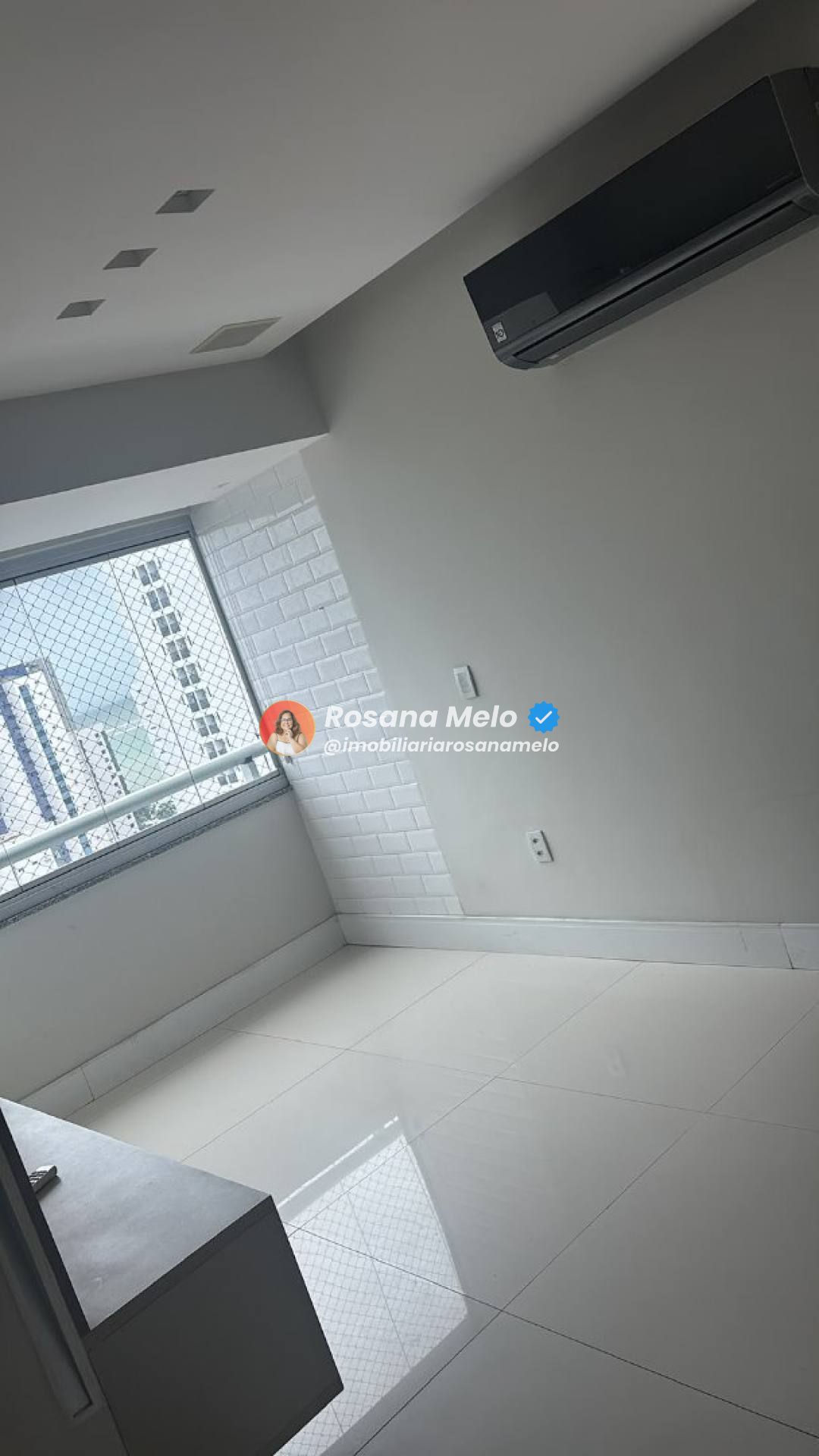 Apartamento com varanda e vista para o mar, 3 quartos (1 suíte), lazer completo, Cond. Maria Rita e Maria Anita, em Candeias