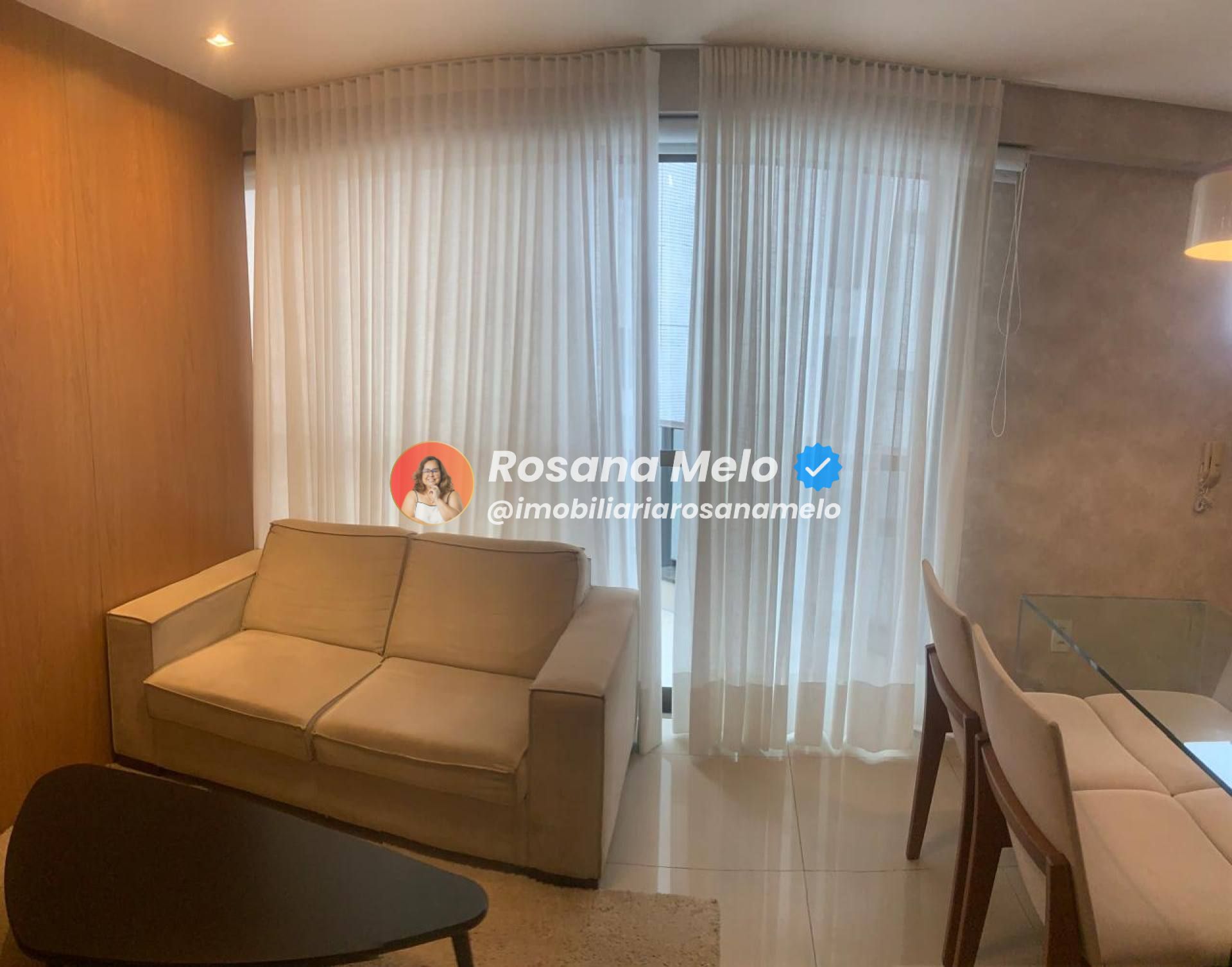 Apartamento com 49m², beira-mar, 1 suíte, 1 vaga de garagem, mobiliado, Edf. Portal Ivanir Silvestre, em Boa Viagem